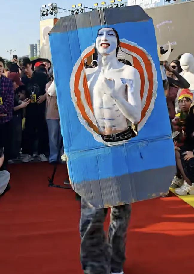 和平精英七周年活动 iOS畅销榜 长青游戏内容生态体系_和平精英精灵辅助苹果版